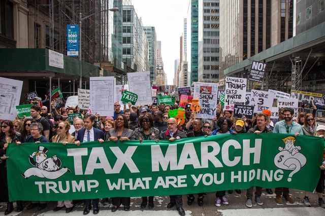 A 2017 Tax Day march in NYC
